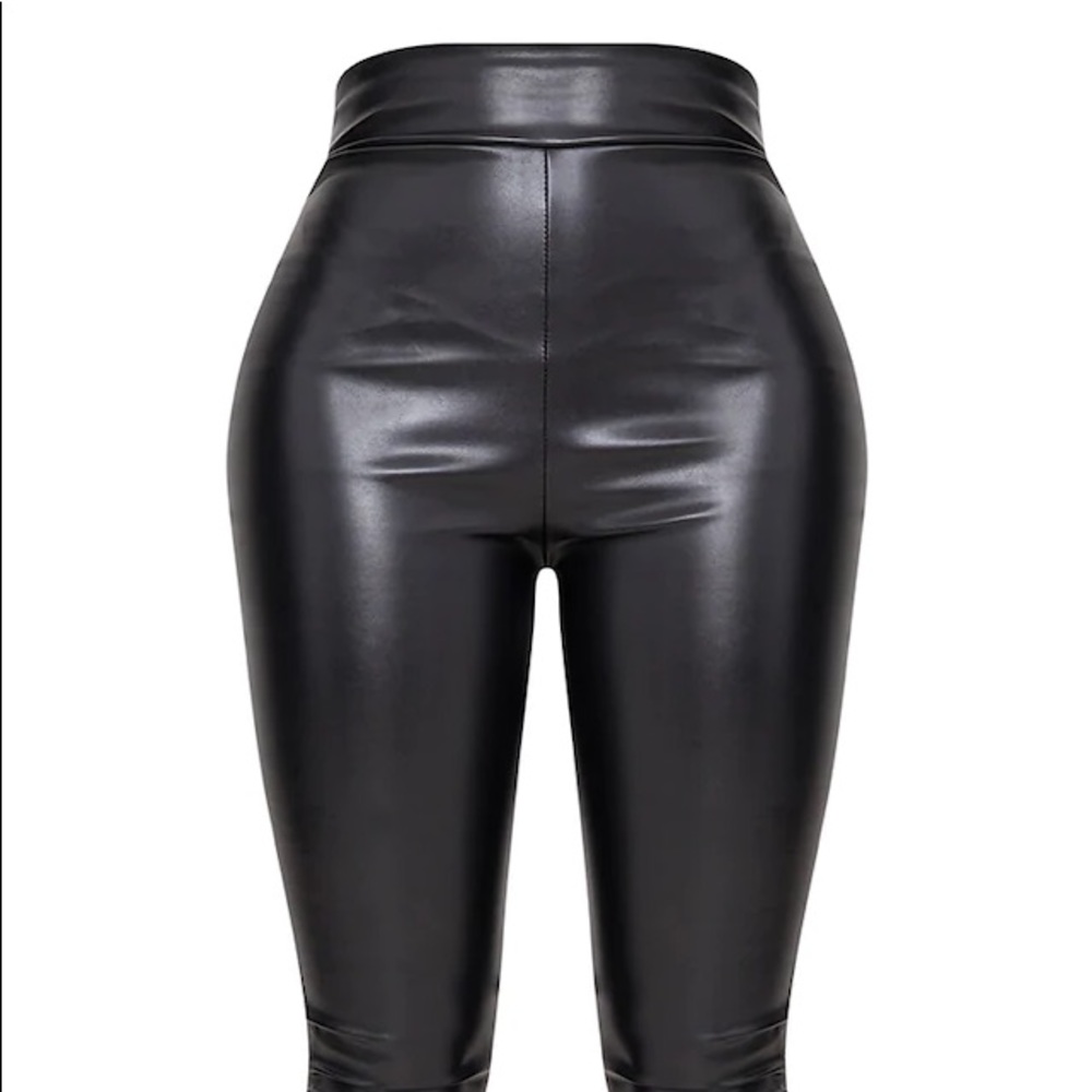 Shape Black Matte PU Leggings